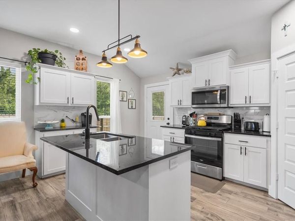 16134 Crossing Circle , Lindale, TX 75771
