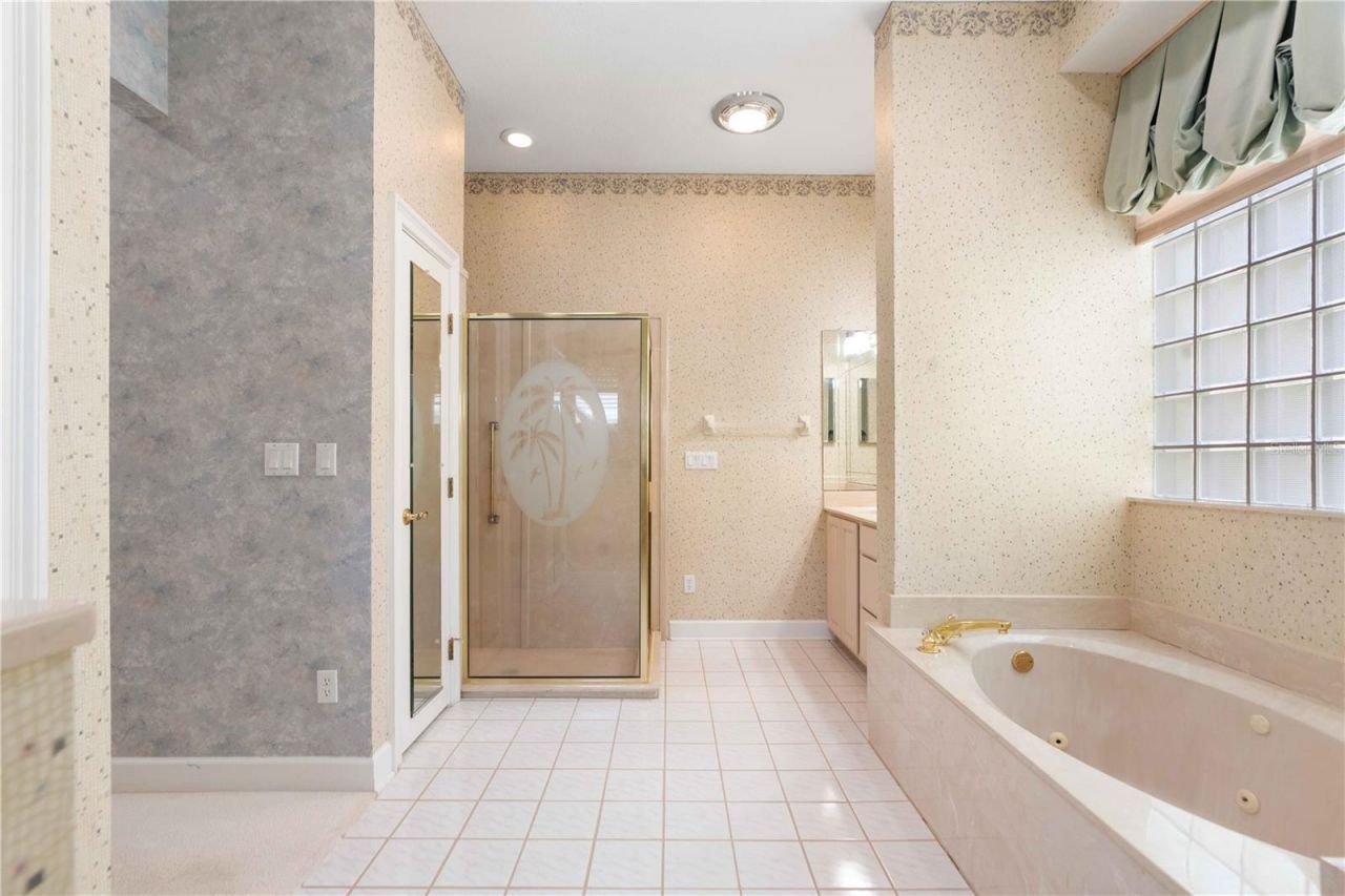 2122 Platinum Drive , Sun City Center, FL 33573 Photo