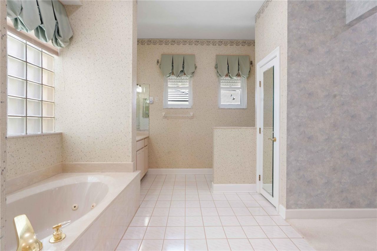 2122 Platinum Drive , Sun City Center, FL 33573 Photo