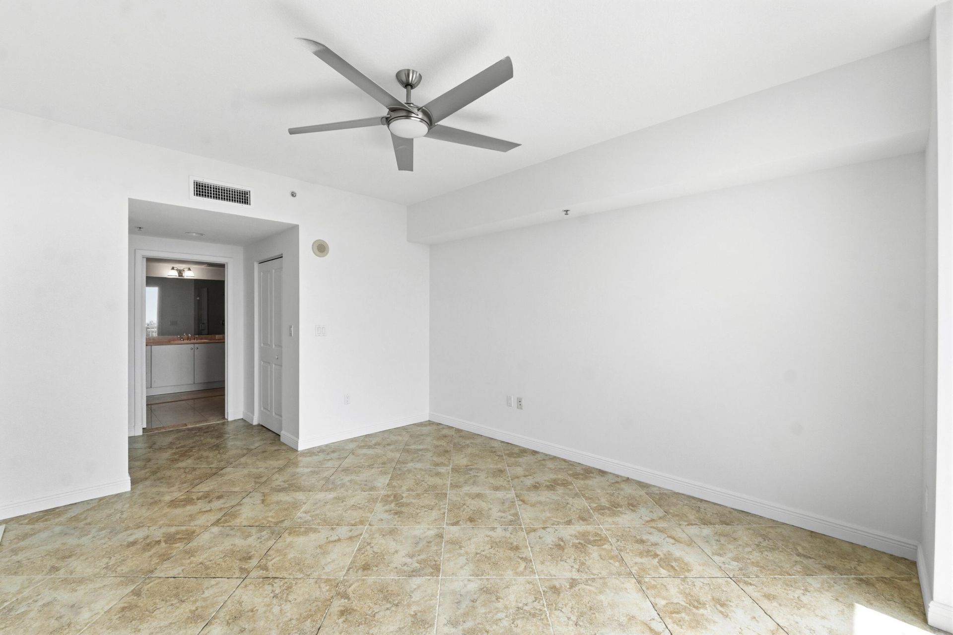 450 N Federal Highway, Unit 911, Boynton Beach, FL 33435 Photo