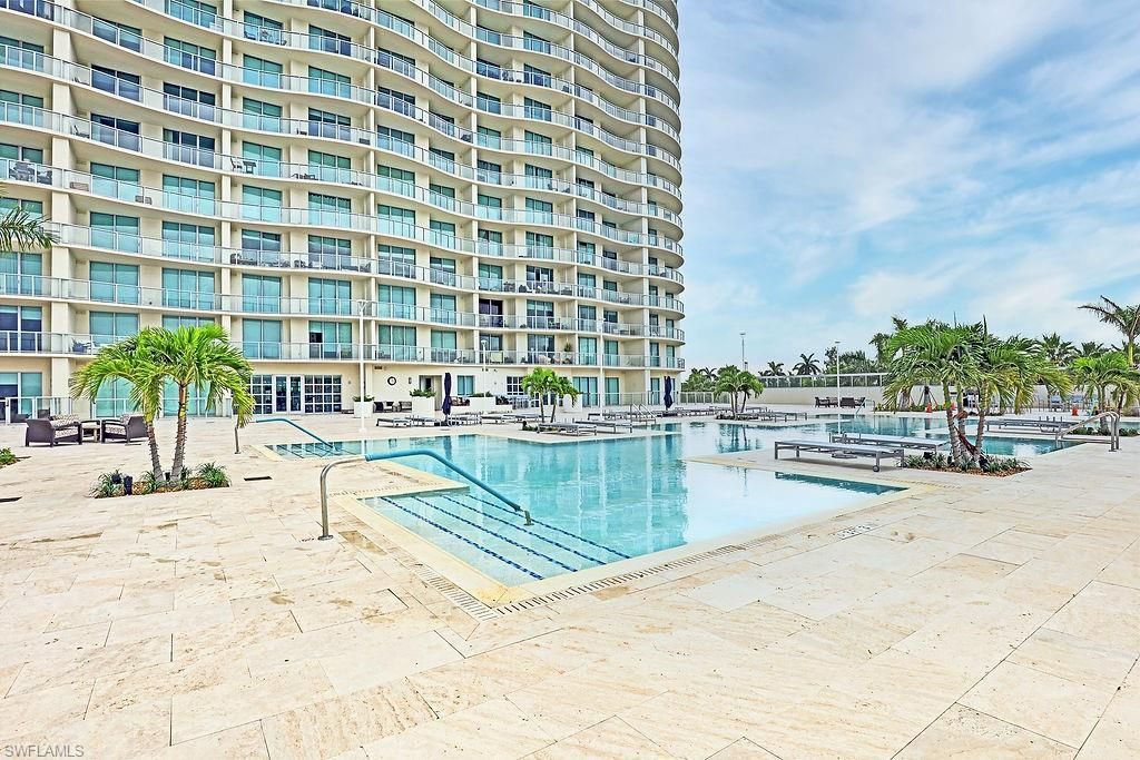 3000 Oasis Grand Blvd, Unit 505, Fort Myers, FL 33916 Photo