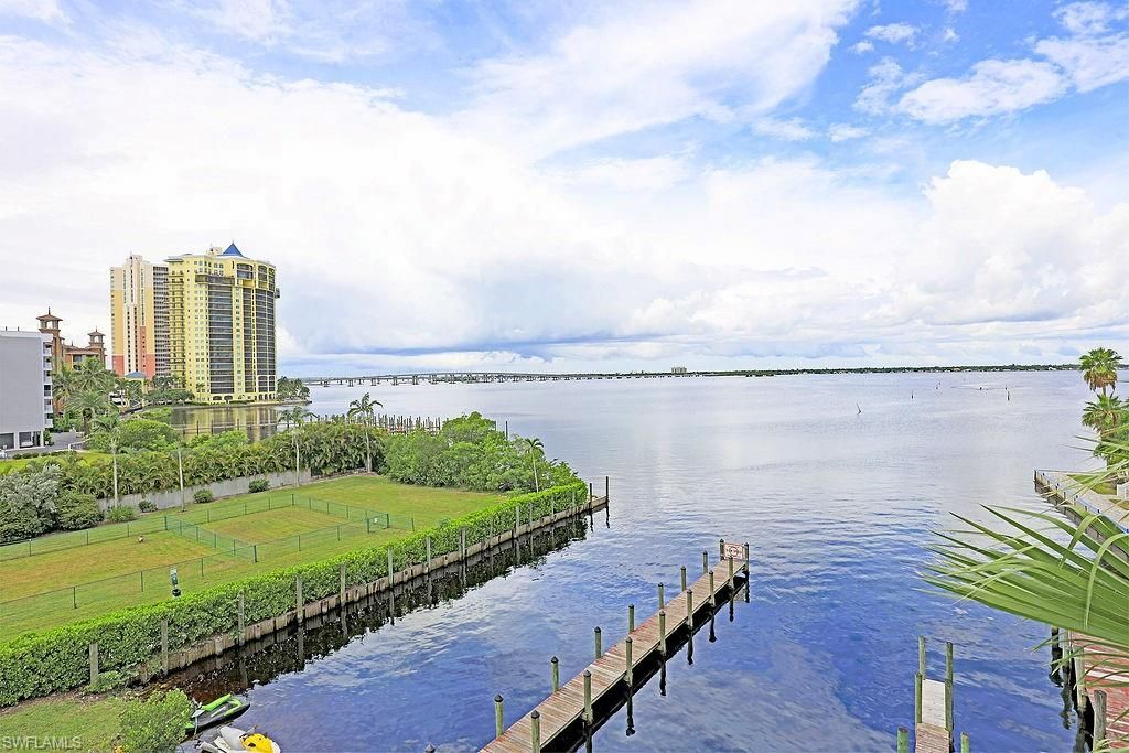 3000 Oasis Grand Blvd, Unit 505, Fort Myers, FL 33916 Photo