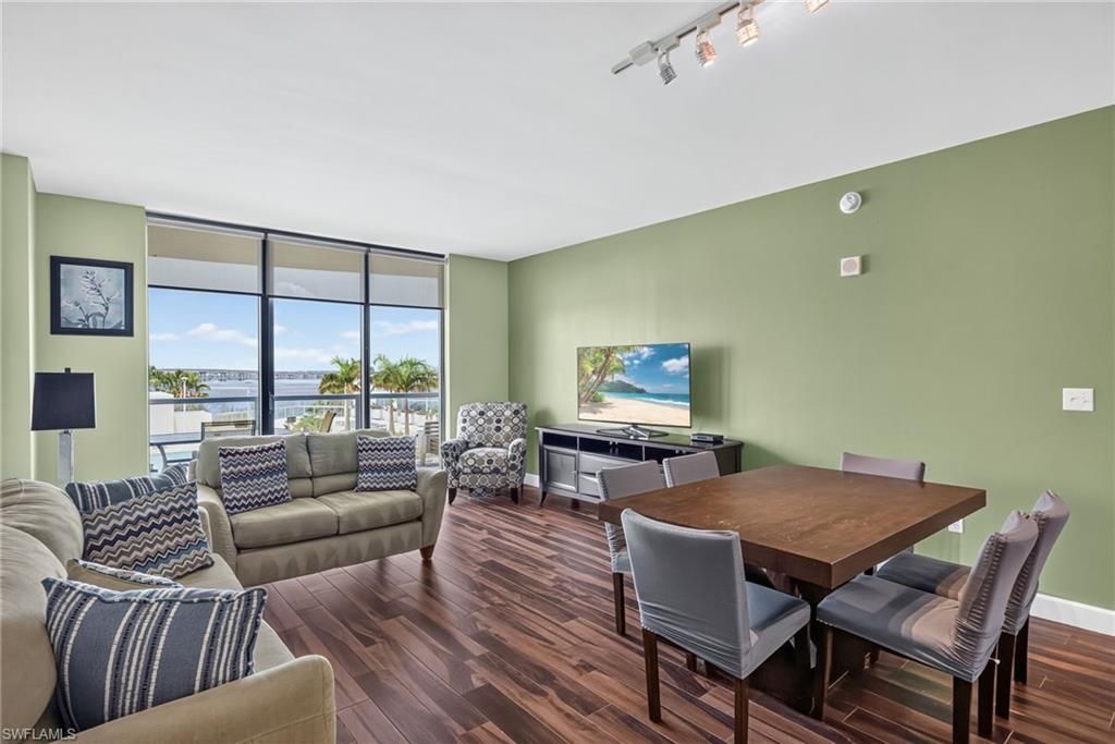 3000 Oasis Grand Blvd, Unit 505, Fort Myers, FL 33916 Photo