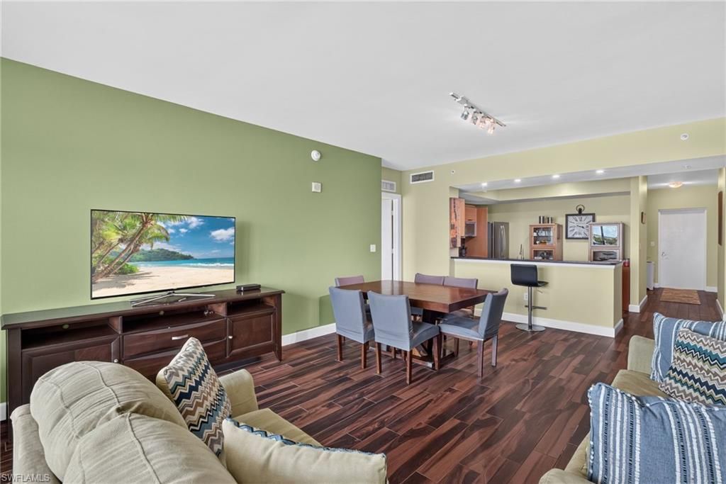 3000 Oasis Grand Blvd, Unit 505, Fort Myers, FL 33916 Photo