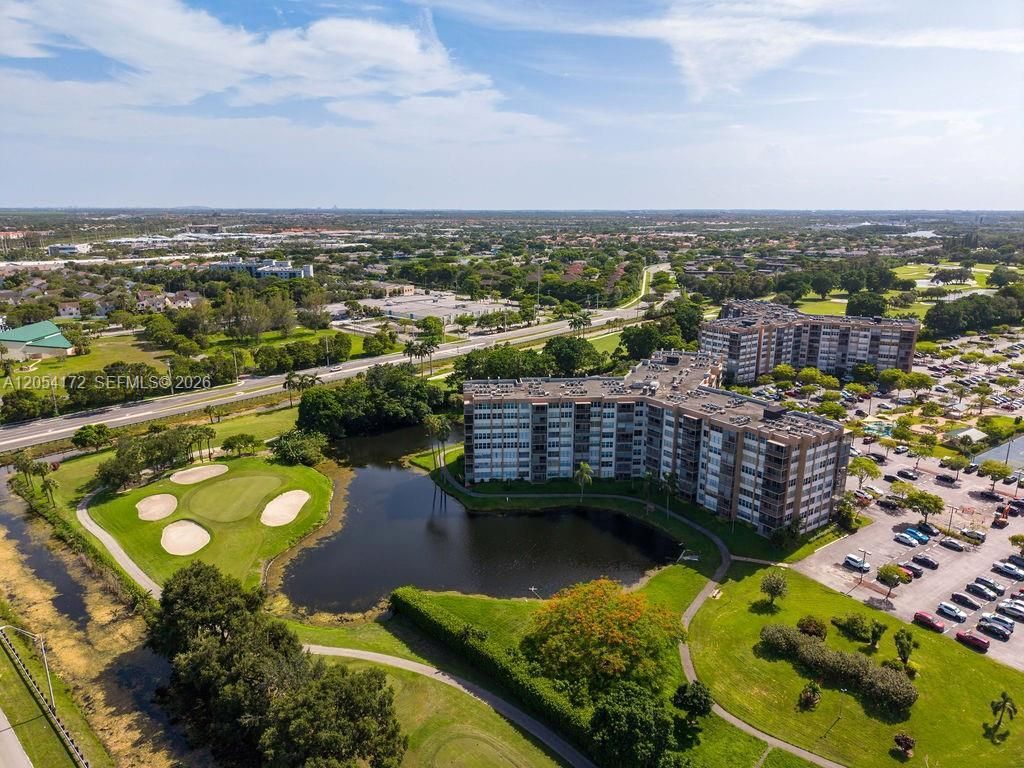 1200 Saint Charles Place , Unit 712, Pembroke Pines, FL 33026 Photo