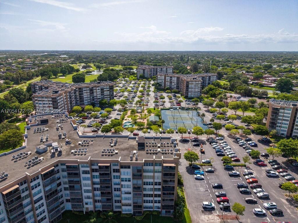 1200 Saint Charles Place , Unit 712, Pembroke Pines, FL 33026 Photo