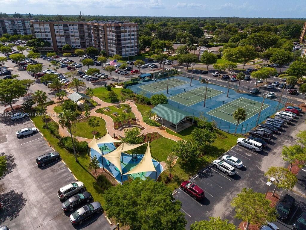 1200 Saint Charles Place , Unit 712, Pembroke Pines, FL 33026 Photo