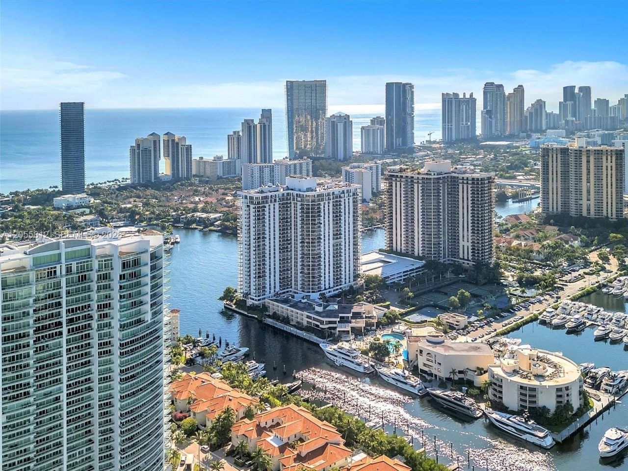 19707 Turnberry Way , Unit 6E, Aventura, FL 33180 Photo