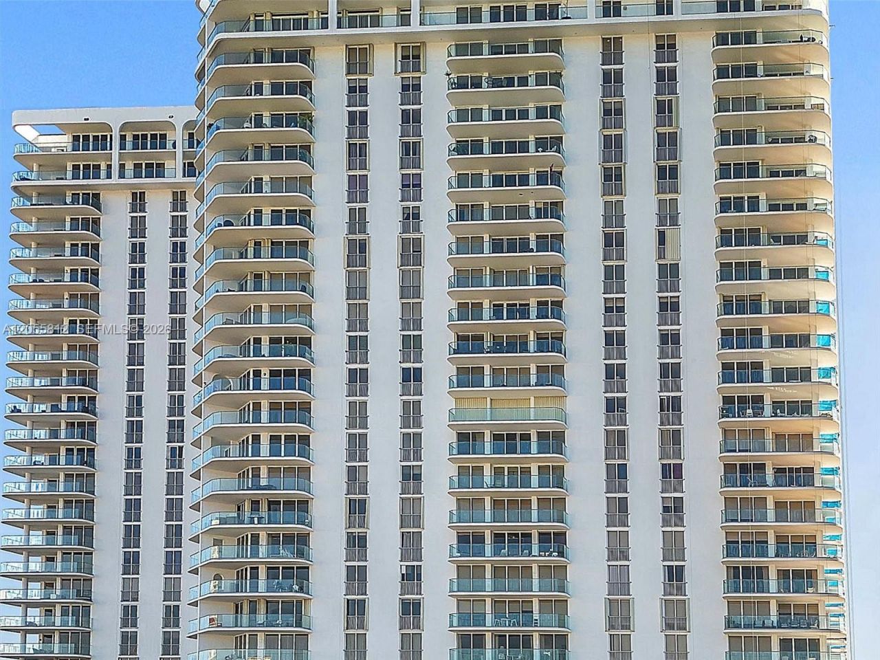 19707 Turnberry Way , Unit 6E, Aventura, FL 33180 Photo