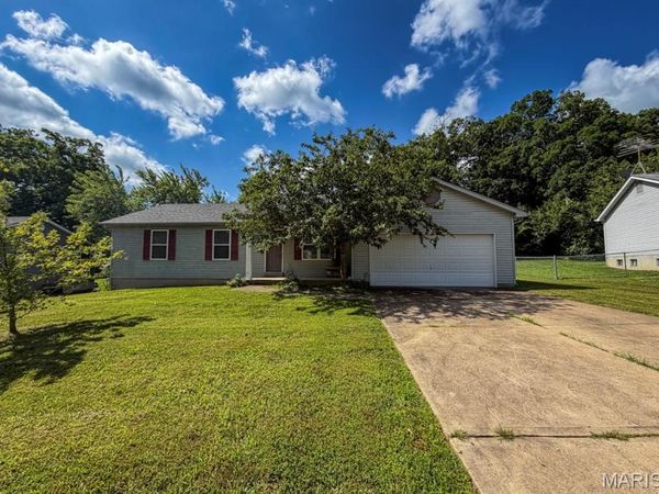 8468 Marko Drive, Cedar Hill, MO 63016