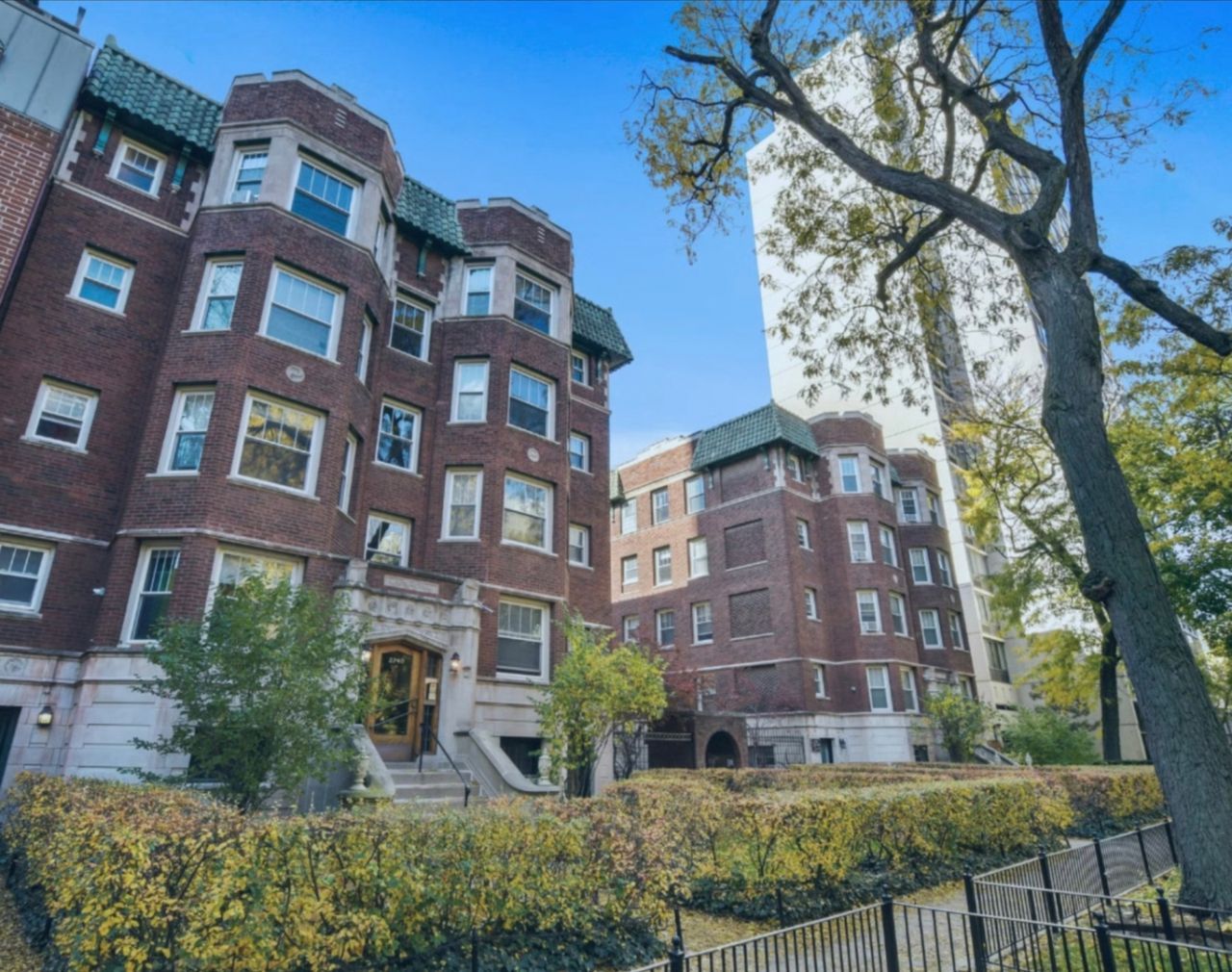 2740 N Hampden Court , Unit 2E, Chicago, IL 60614 Main Photo