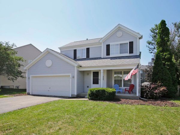 9 W Dahlia Lane , Round Lake Beach, IL 60073