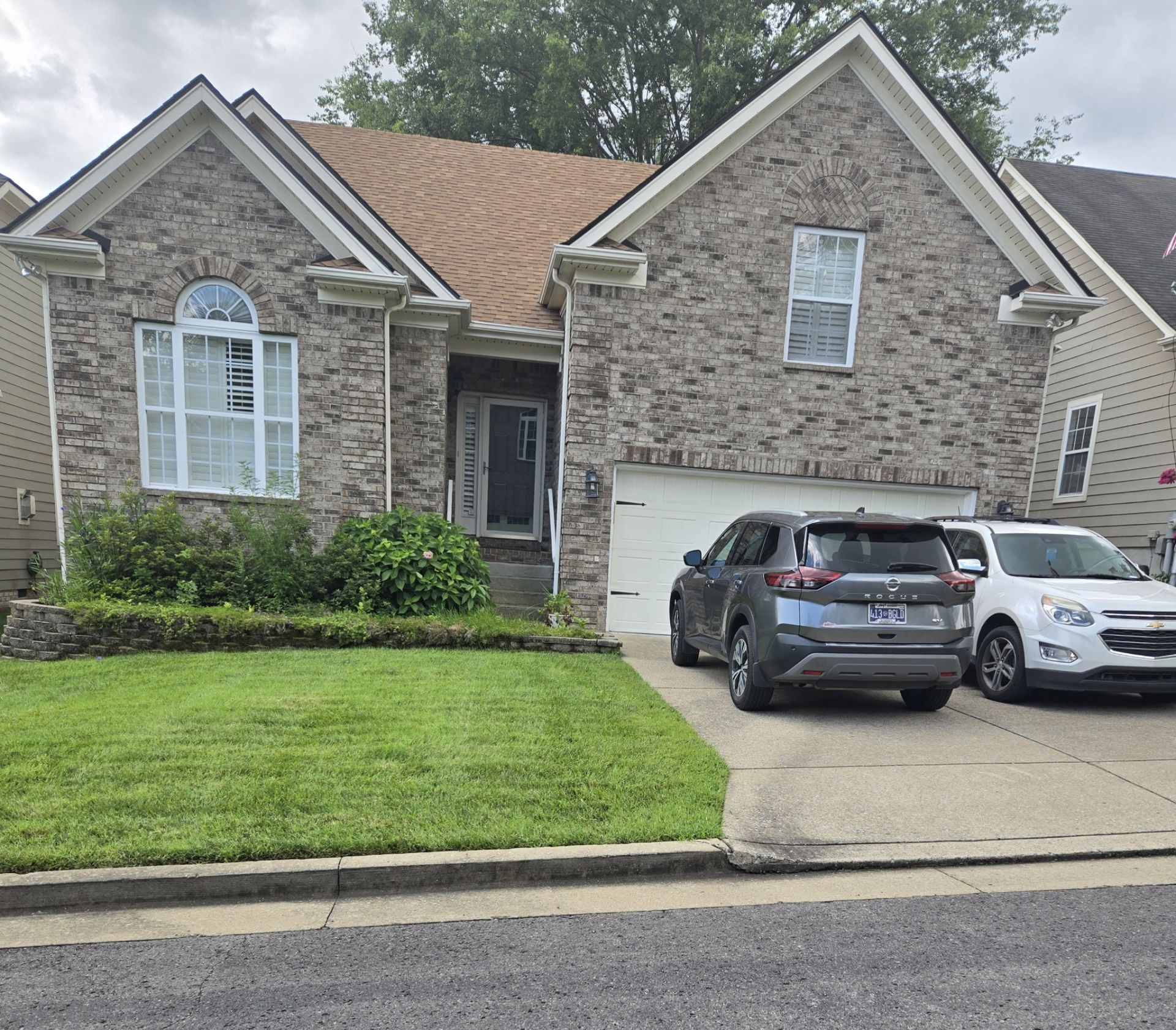 2034 Spring Branch Dr, Madison, TN 37115 Main Photo