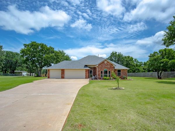 1322 Houser Lane, Blanchard, OK 73010