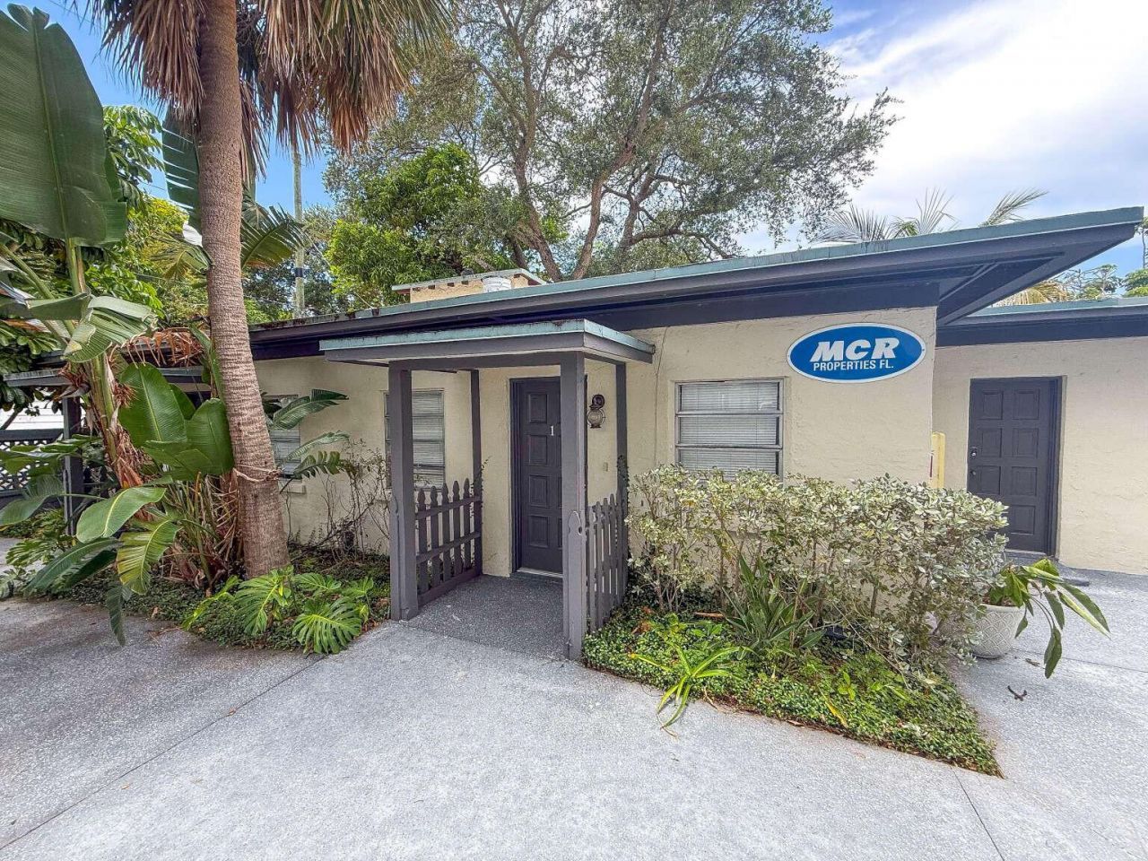 131 S Federal Highway, Lake Worth Beach, FL 33460 Photo
