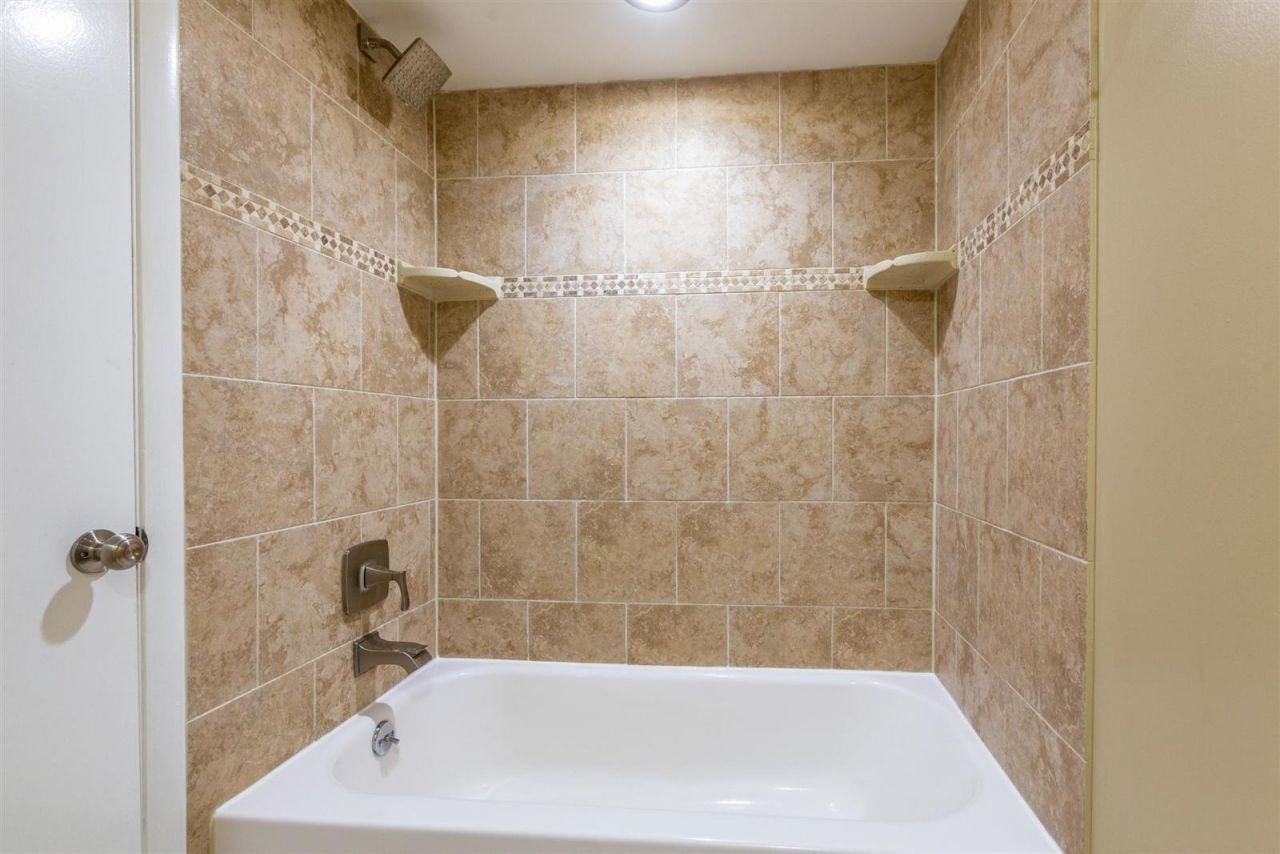 3229 Gardens E Drive, Unit C, Palm Beach Gardens, FL 33410 Photo