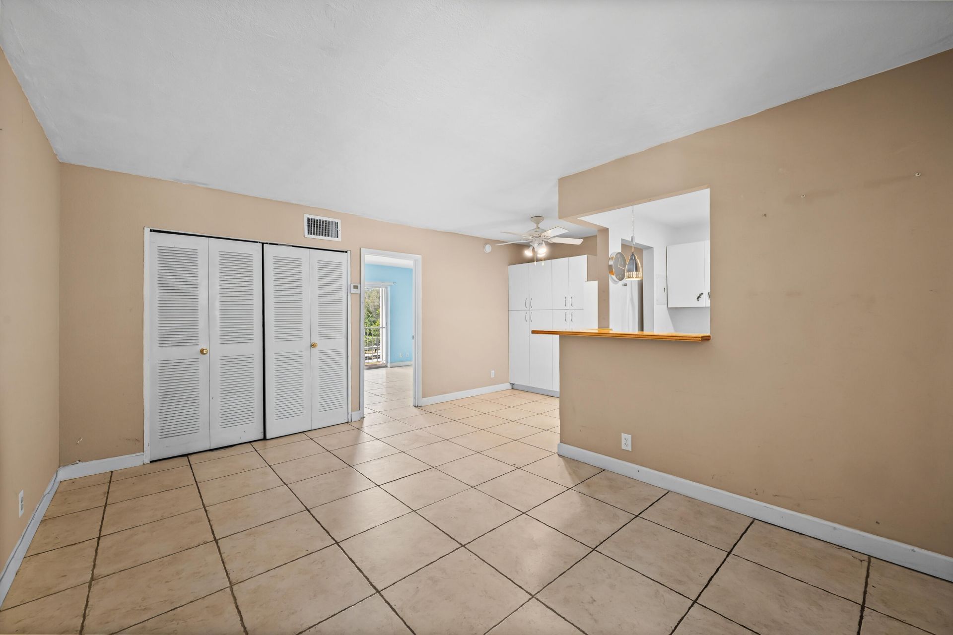 1407 NE 56th Street, Unit 209, Fort Lauderdale, FL 33334 Photo