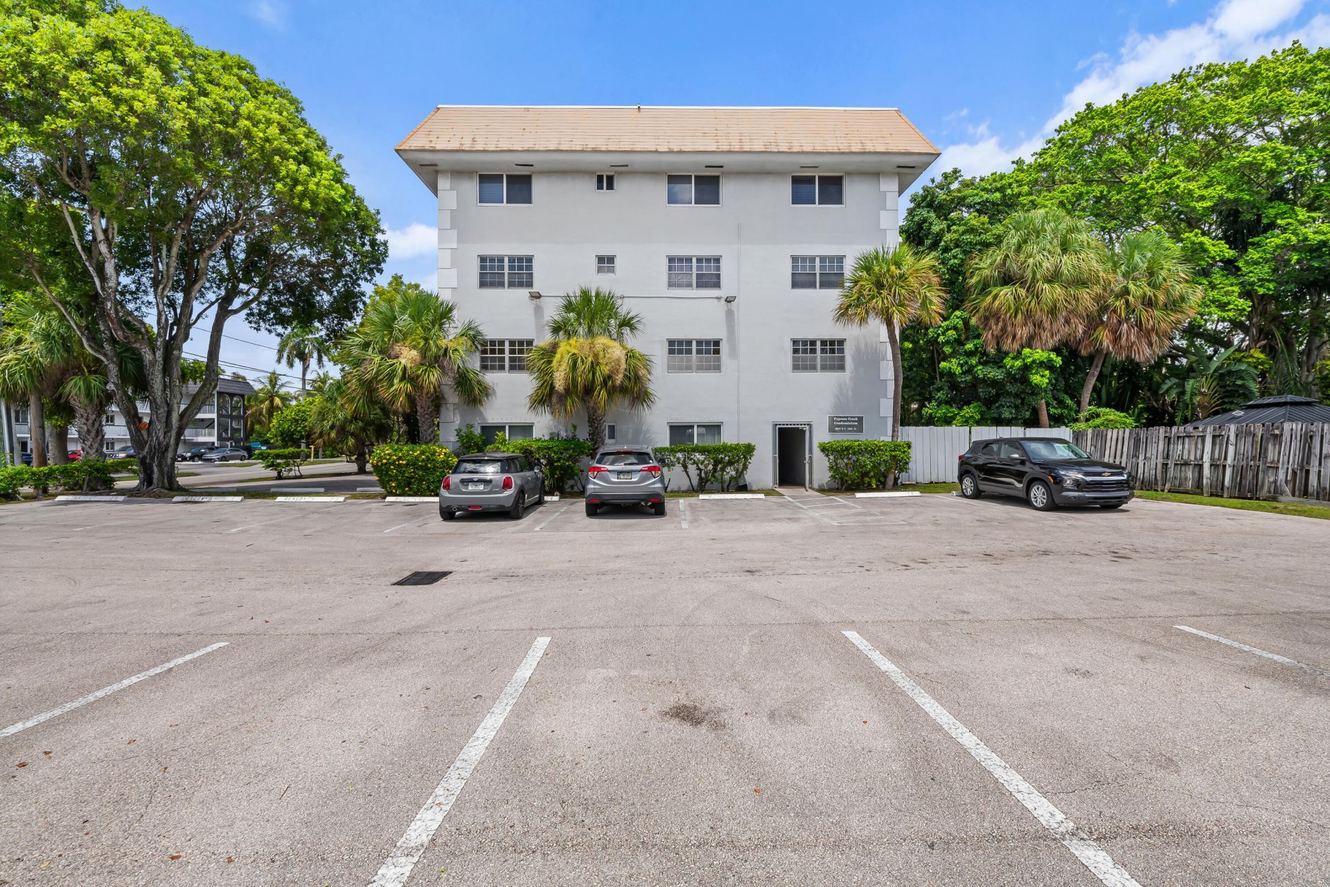 1407 NE 56th Street, Unit 209, Fort Lauderdale, FL 33334 Photo