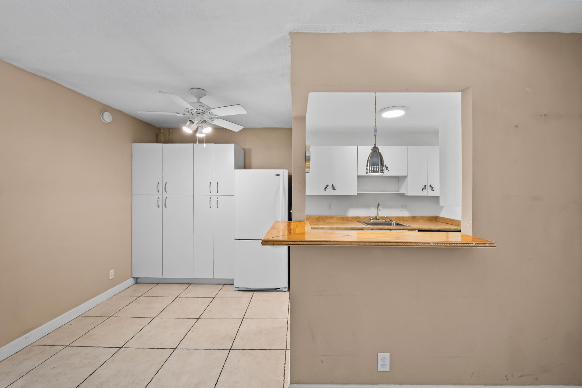 1407 NE 56th Street, Unit 209, Fort Lauderdale, FL 33334 Photo