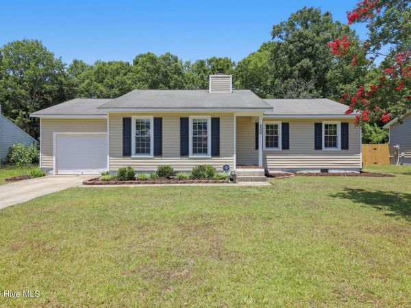 206 Spring Drive, Jacksonville, NC 28540