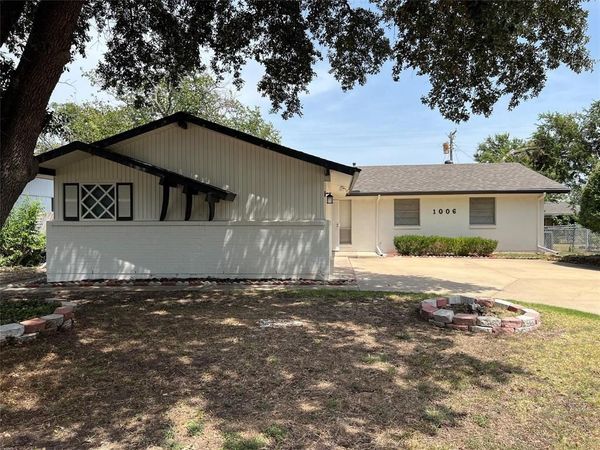 1006 McCallum Drive , Garland, TX 75042