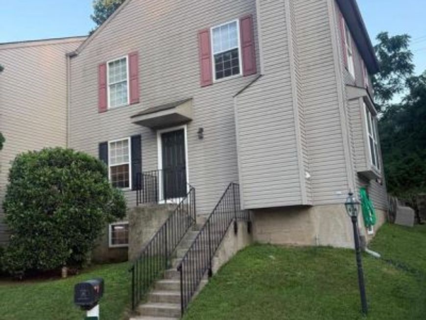 30 Duttonview Road, Aston, PA 19014 Main Photo
