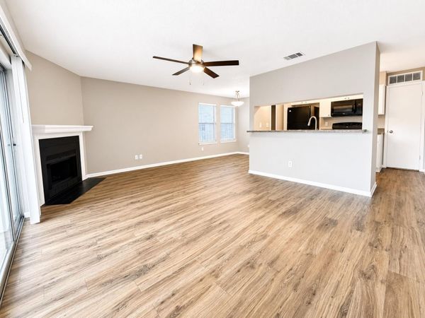 10507 Mellow MDWS , Unit 10201, Austin, TX 78750