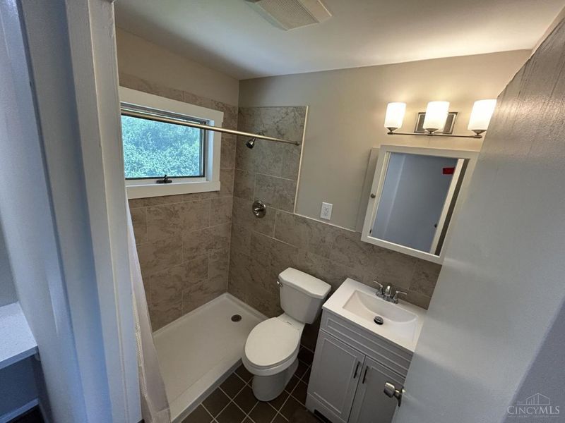 9361 Ranchill Drive, Cincinnati, OH 45231 Photo 12