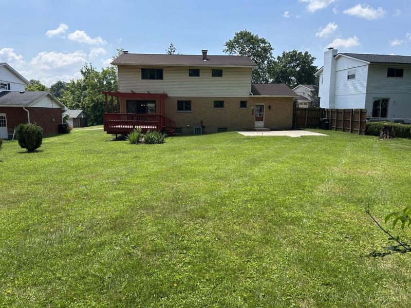 9361 Ranchill Drive, Cincinnati, OH 45231 Photo 3