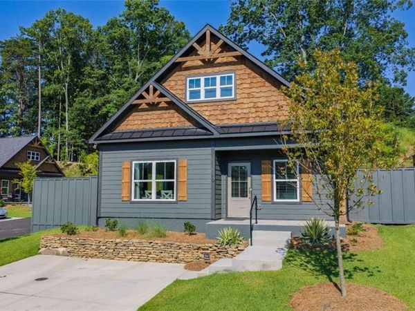 119 Red Cloud Walk , Waleska, GA 30183
