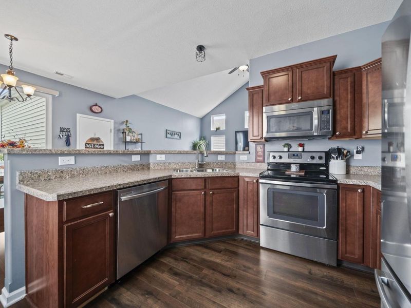 5714 Marshfield Drive , Westerville, OH 43081 Photo 10
