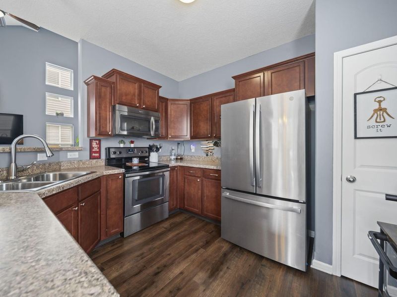 5714 Marshfield Drive , Westerville, OH 43081 Photo 8