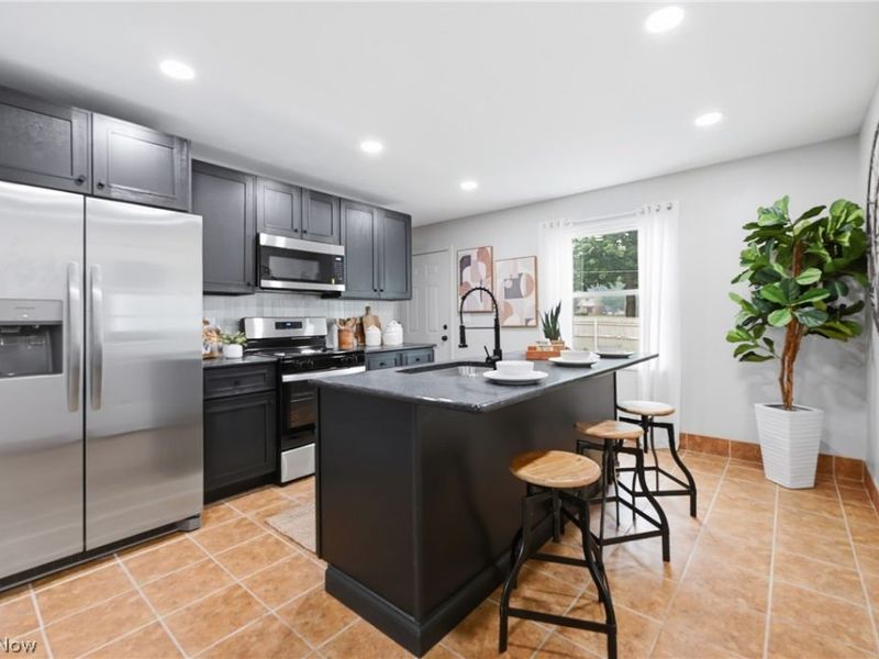 4340 Maureen Drive, Youngstown, OH 44511 Photo 8