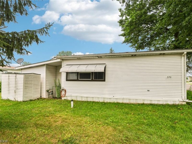 18592 Edwards Road, Unit 220, Doylestown, OH 44230 Photo 26