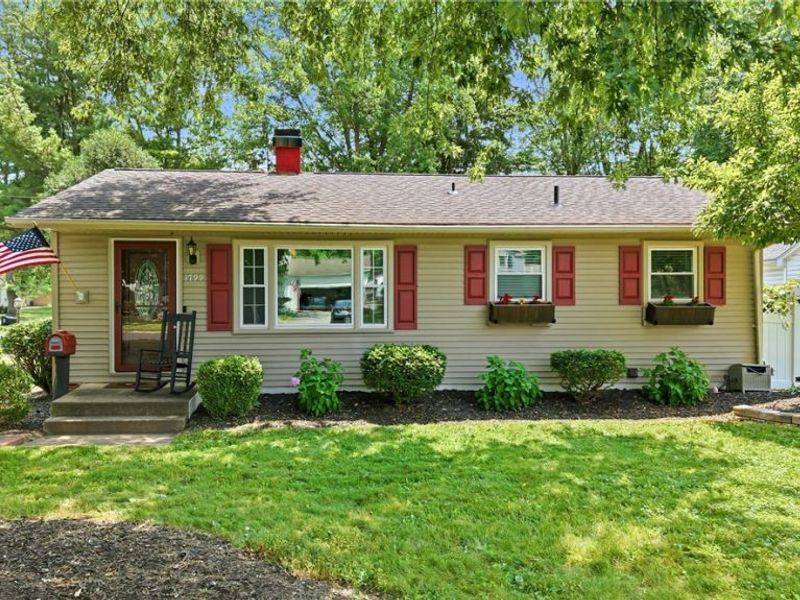 1799 Lemont Drive, Poland, OH 44514 Photo 2