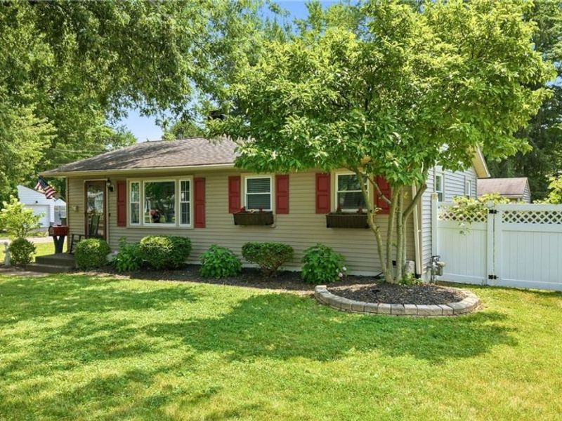1799 Lemont Drive, Poland, OH 44514 Photo 3