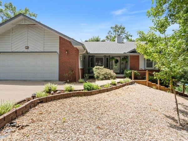 24 Brucker Drive , Bella Vista, AR 72715