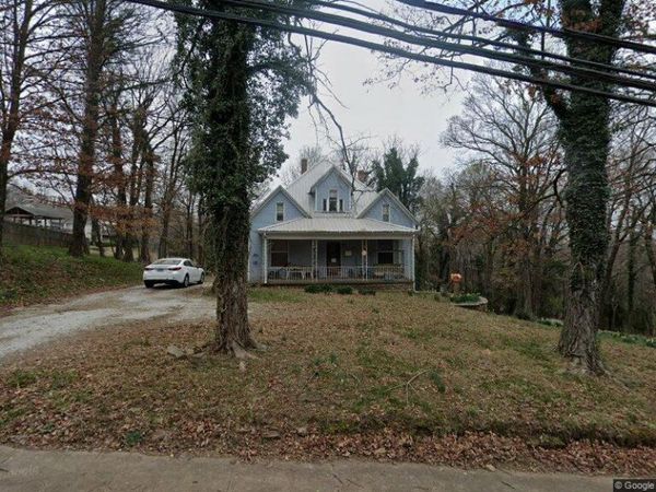 415 Spring Street , Fayetteville, AR 72701