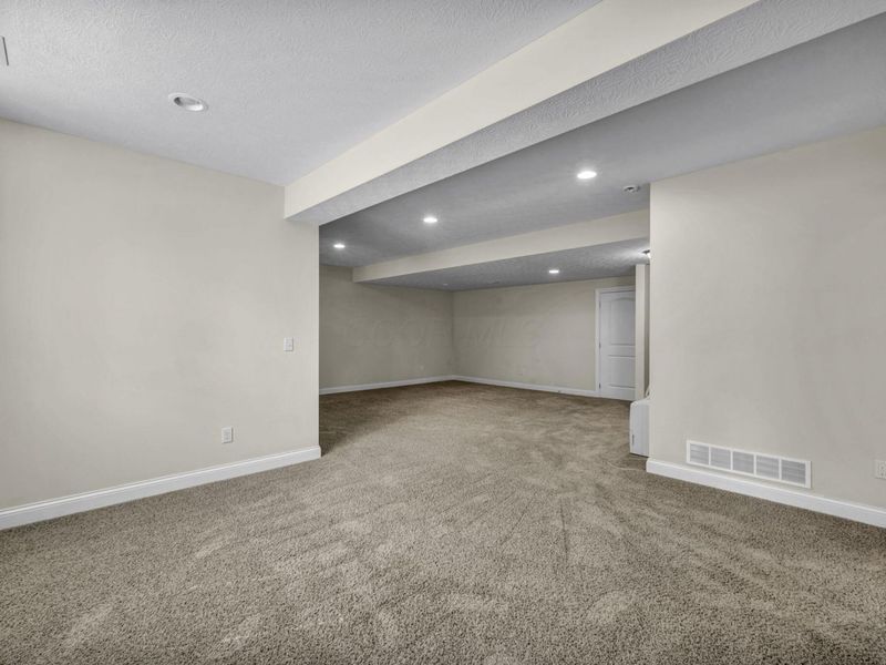 394 Woodgate Lane, Westerville, OH 43082 Photo 22