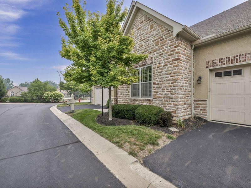 394 Woodgate Lane, Westerville, OH 43082 Photo 4