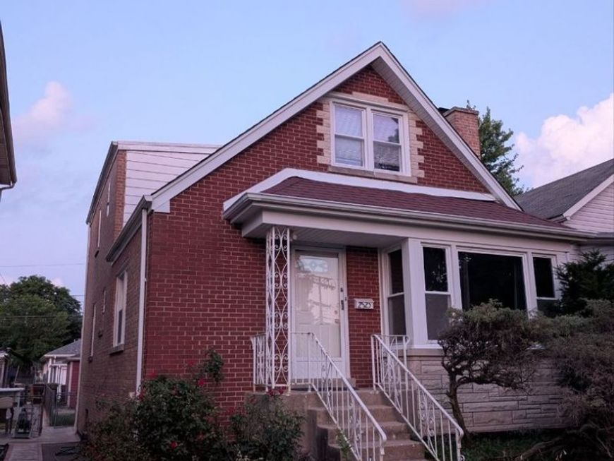 Main Photo