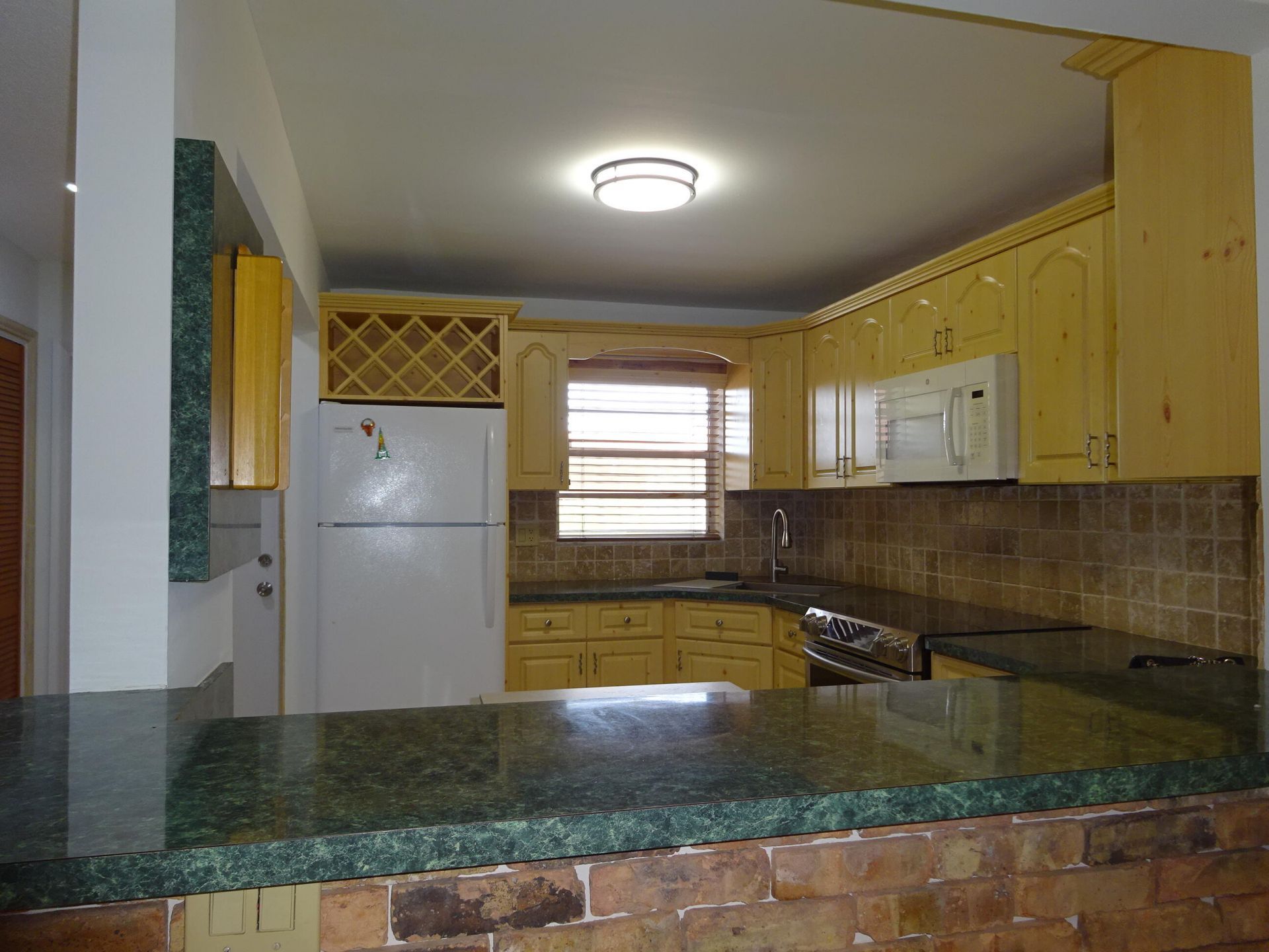 605 S State Road 7, Unit 2D, Margate, FL 33068 Photo