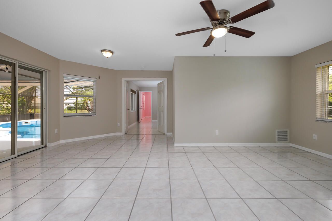 2502 SE University Terrace, Port Saint Lucie, FL 34952 Photo