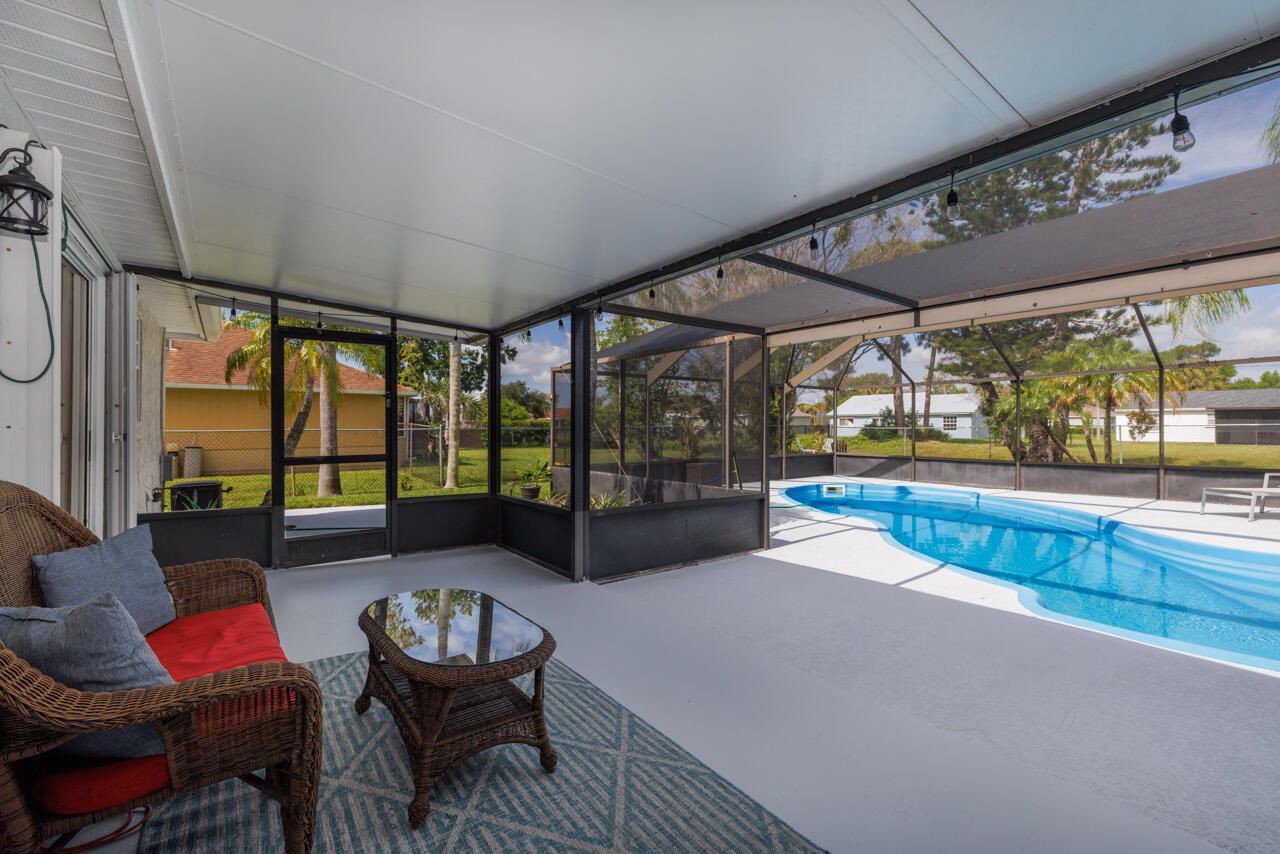 2502 SE University Terrace, Port Saint Lucie, FL 34952 Photo