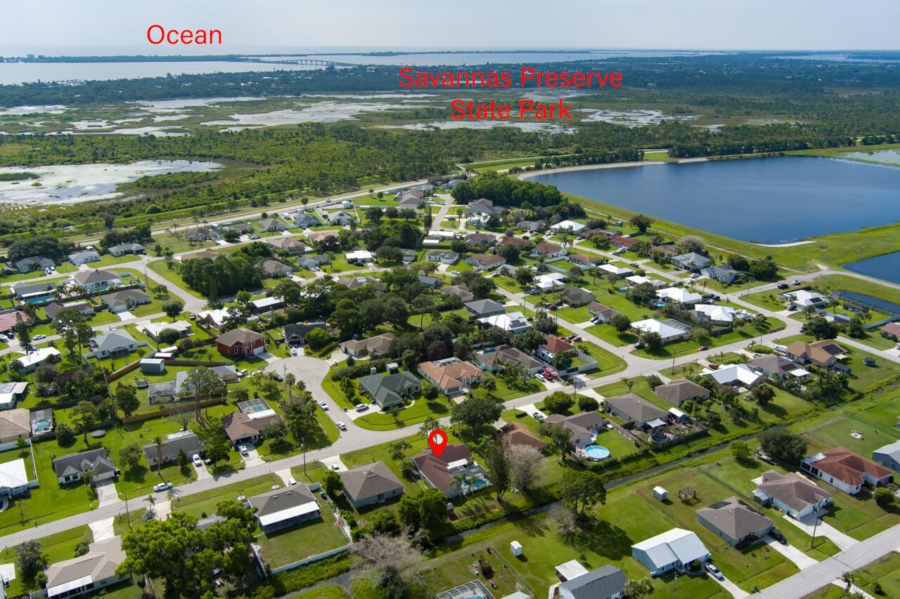 2502 SE University Terrace, Port Saint Lucie, FL 34952 Photo