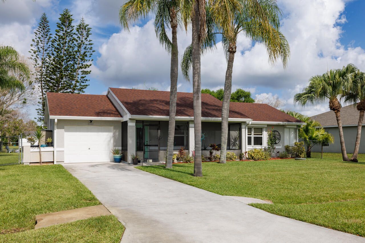 2502 SE University Terrace, Port Saint Lucie, FL 34952 Photo
