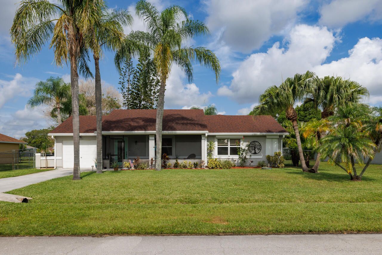 2502 SE University Terrace, Port Saint Lucie, FL 34952 Photo