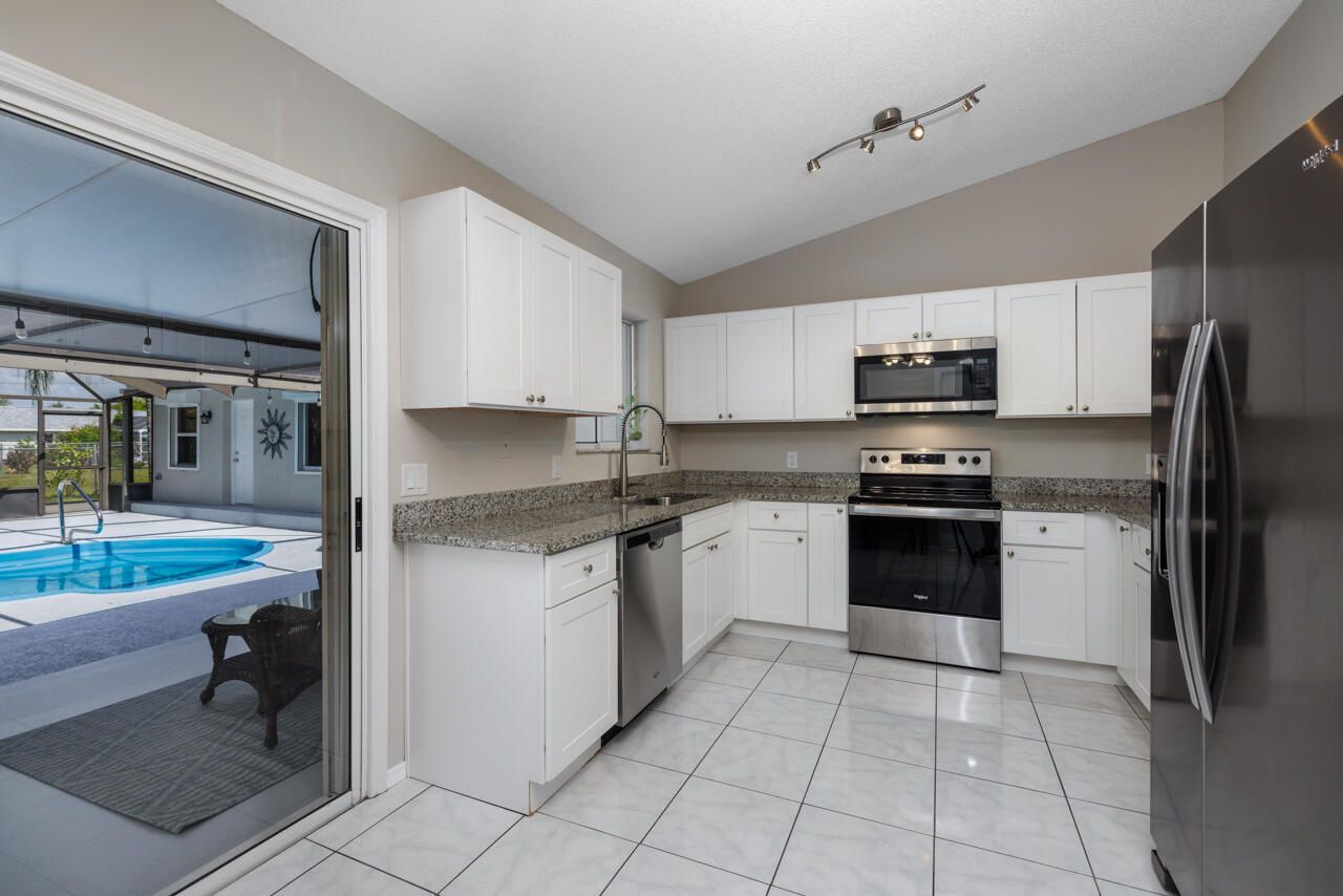 2502 SE University Terrace, Port Saint Lucie, FL 34952 Photo