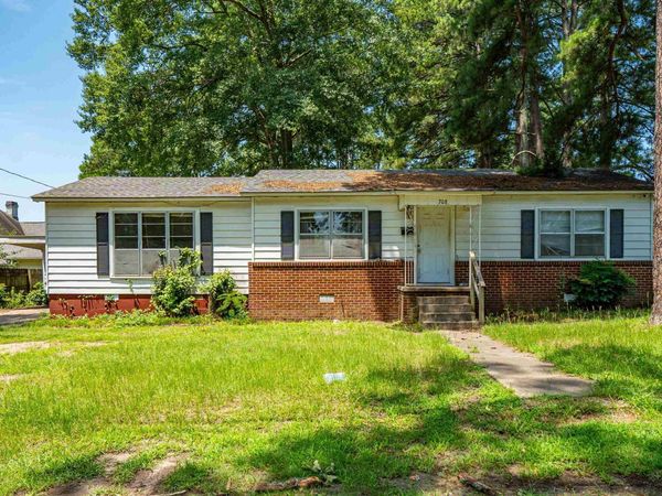 708 Cherry Lane, Malvern, AR 72104