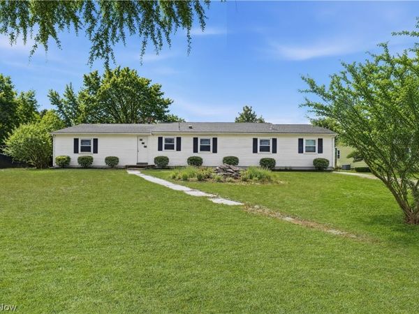 5173 Palmyra Road SW, Warren, OH 44481